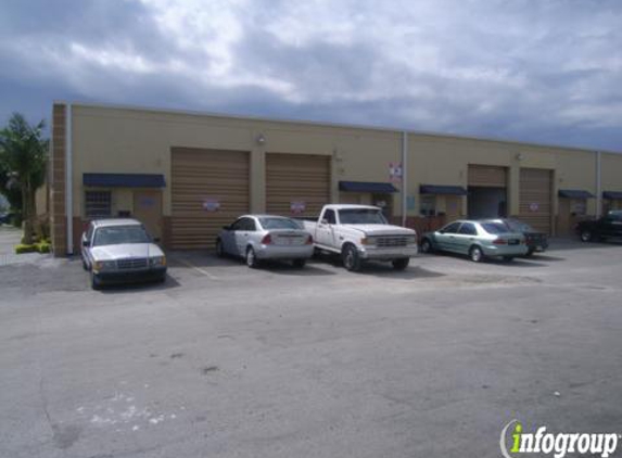 Pro Style Auto Body Shop - Hialeah Gardens, FL