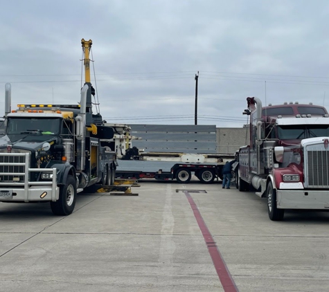 San Antonio Heavy Duty Wrecker Service - San Antonio, TX. San Antonio Heavy Duty Wrecker Service heavy duty towing