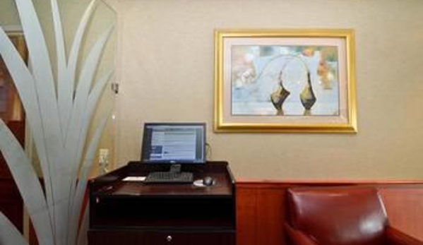 Best Western Queens Court Hotel - Flushing, NY