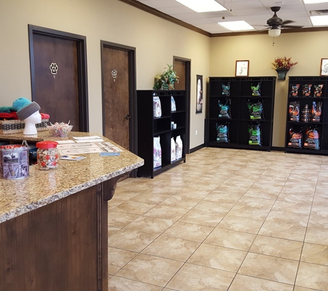 Glen Eagles Pet Hospital - Edmond, OK