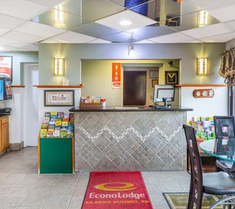 Econo Lodge - South Abington Township, PA