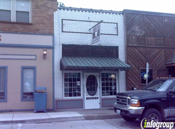 Clarks Barbershop - Crystal City, MO