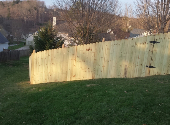 Choice Lawn Care - Knoxville, TN. New fence done