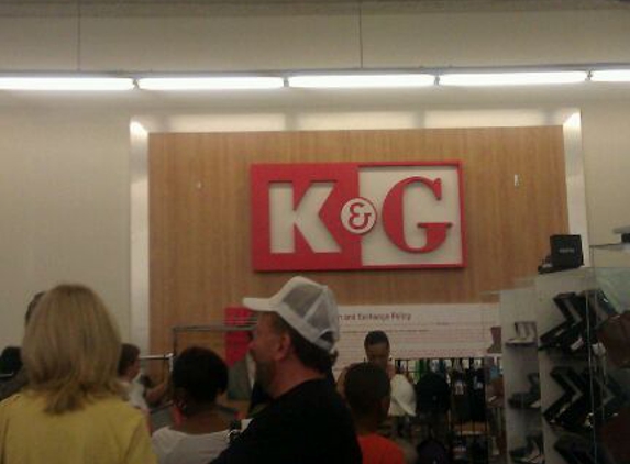 K & G Fashion Superstore - Orland Park, IL