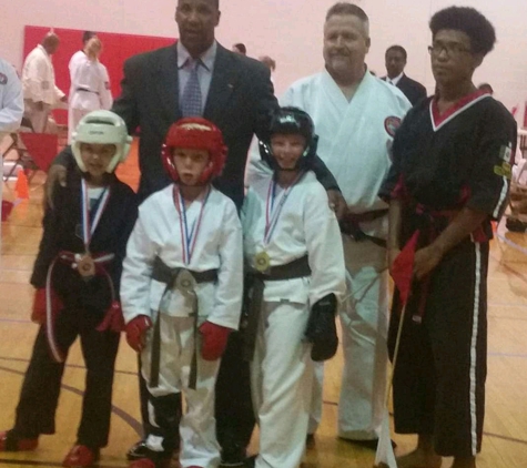 Ekims Karate Kickboxing and MMA - Silvis, IL