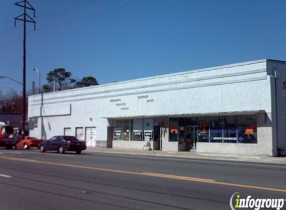 Donahoo Plastic Sign Shop - Jacksonville, FL