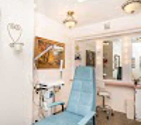 Aesthetic Arts Institute of Plastic Surgery - La Mesa, CA