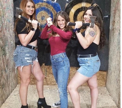 Axehole Vegas Axe Throwing Las Vegas - Las Vegas, NV