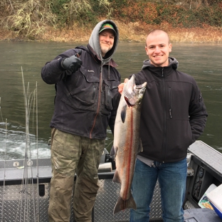 Rip Some Lips Guide Service - Salkum, WA. Thumbs Up!