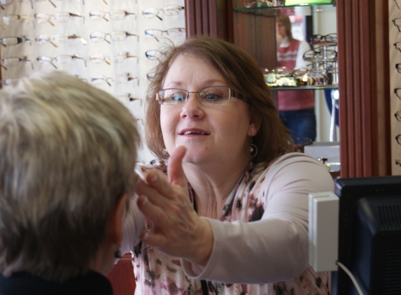 Lansing Ophthalmology Fowlerville - Fowlerville, MI