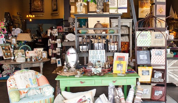 Robyn's Nest Boutique - Spring, TX