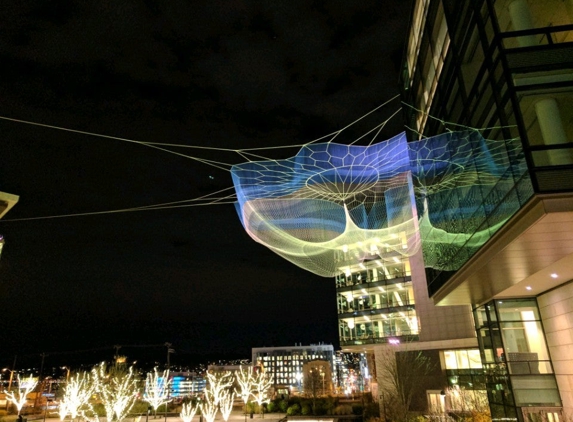 Bill & Melinda Gates Foundation Discovery Center - Seattle, WA