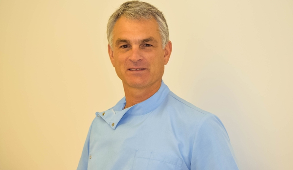 Complete Denture Clinic - Hamlyn Terrace, NSW. We Provide You With A Complete Range Of Denture Care