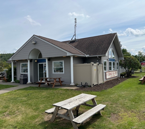 Doug's Fish Fry - Cortland, NY