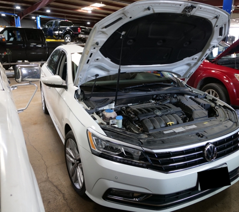 Seymour's Garage - San Antonio, TX. Volkswagen repairs