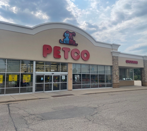 Petco - West St Paul, MN