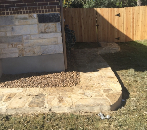 mccain enterprise landscaping services - San Antonio, TX. Completed flagstone walkway with gravel border. 
