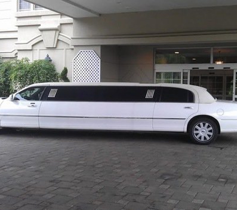 Sam's Limo PA - Morrisville, PA