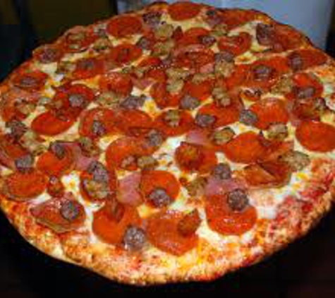 $5 Buck's Pizza - Hemet, CA