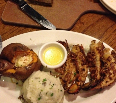 Outback Steakhouse - Daly City, CA