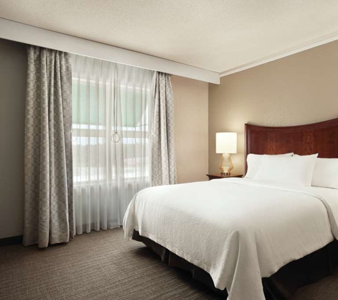 Embassy Suites by Hilton Brunswick - Brunswick, GA