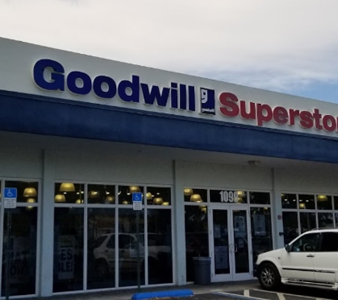 Goodwill Oakland Park - Oakland Park, FL