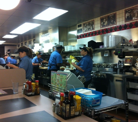 Waffle House - Chester, VA