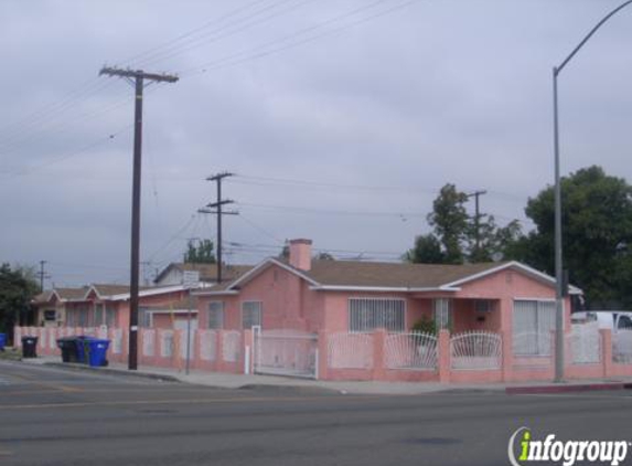 Lee's Ranch Eggs & Elmer's Eggs - Huntington Park, CA