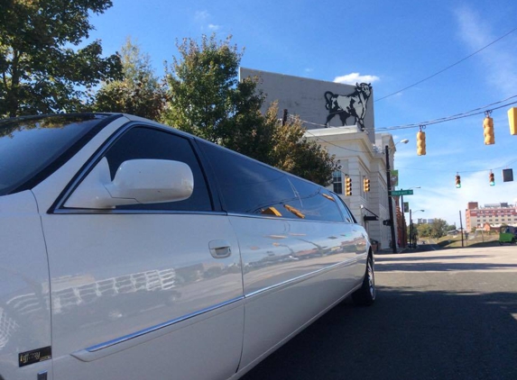 Allegiant Luxury Limousines - Raleigh, NC