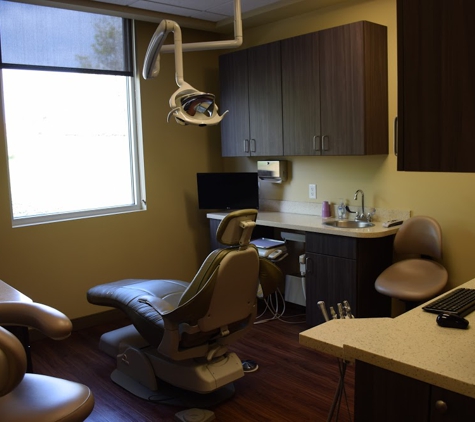 Fleischmann Family Dentistry - Broomfield, CO