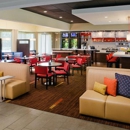 Courtyard by Marriott - Hotels