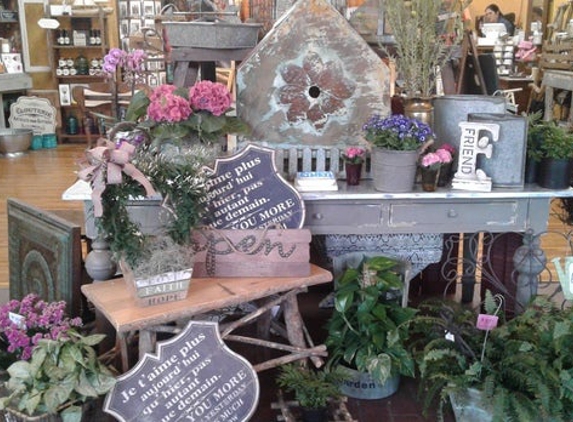 Natalie's Floral, Gourmet and Gifts - Hillsboro, TX