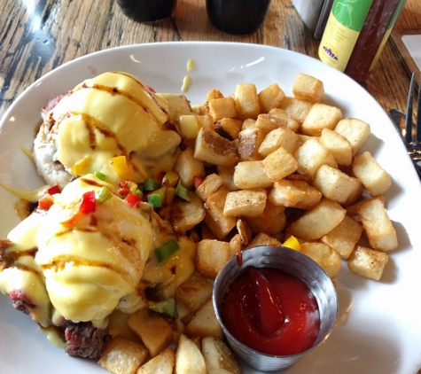 Roadhouse Boulder Depot - Boulder, CO