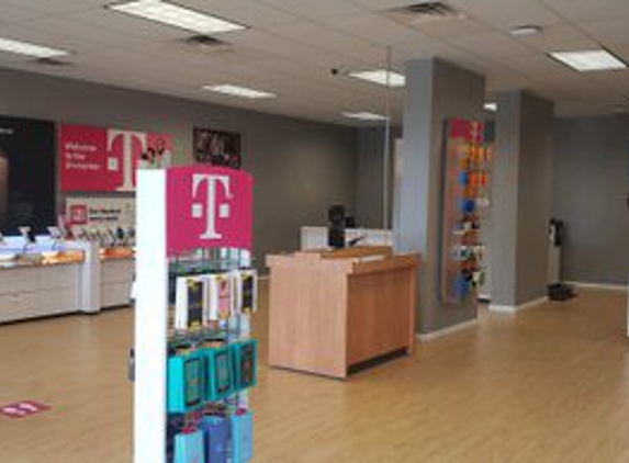 T-Mobile - Newport News, VA