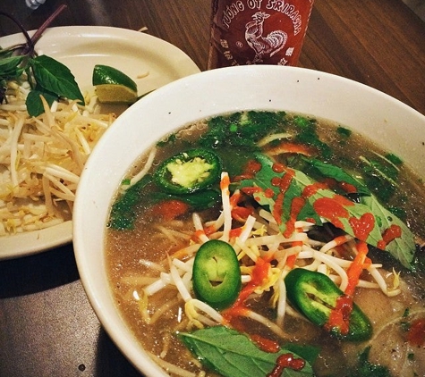 Pho Lucky - Redford, MI