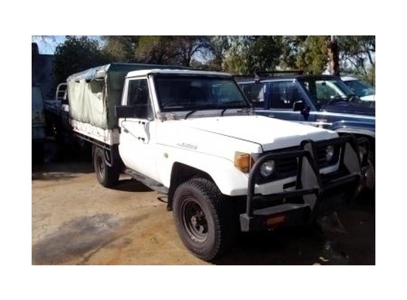 Wanneroo 4X4 Dismantlers - Landsdale, WA