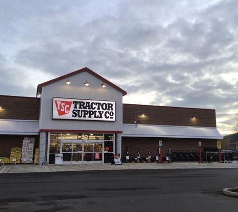 Tractor Supply Co - Myrtle Creek, OR