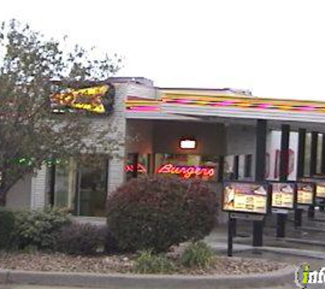 Sonic Drive-In - Gladstone, MO