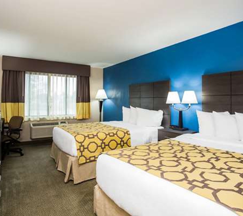 Baymont Inn & Suites - Appleton, WI