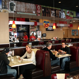 Johnny Rockets - Cincinnati, OH