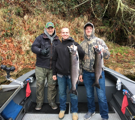 Rip Some Lips Guide Service - Salkum, WA. Great Day On The Water Rip'n Some Lips!