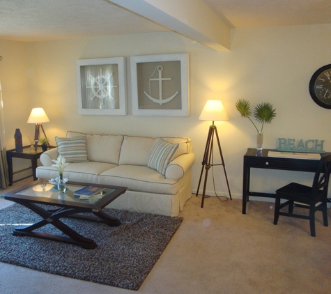 Lakeside Apartments & Townhomes - Battle Creek, MI