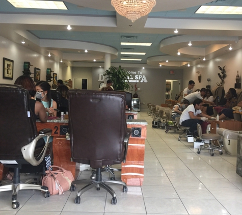 Diva Nails Spa - Marietta, GA