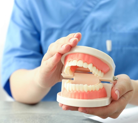 Dell Christie Denture Clinic - Blaxland, NSW