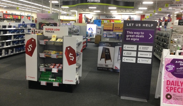 Staples - Boynton Beach, FL