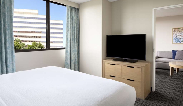 Embassy Suites by Hilton Tampa Airport Westshore - Tampa, FL