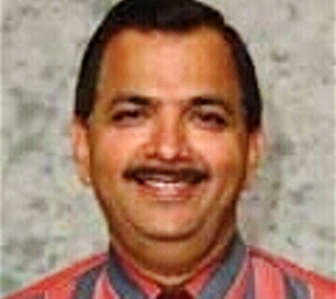 Omprakash D Sawlani, MD - Oak Lawn, IL