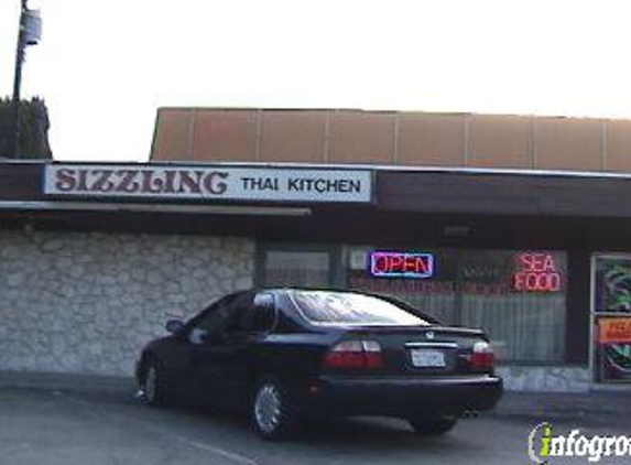 Sizzling Thai Kitchen - Downey, CA