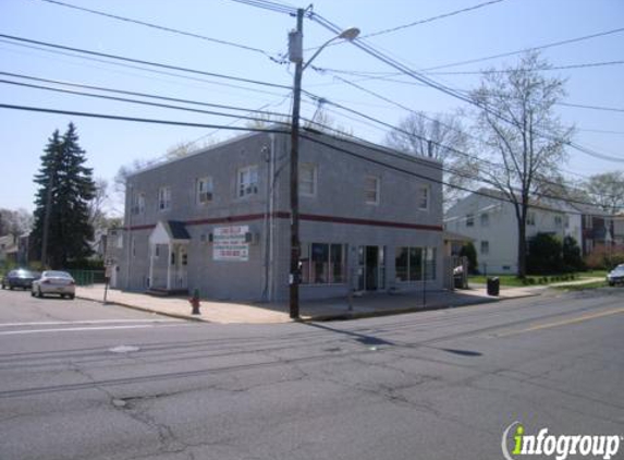 Rocco's Pizzeria - Avenel, NJ