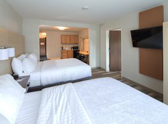 Holiday Inn Express & Suites Detroit - Utica - Utica, MI